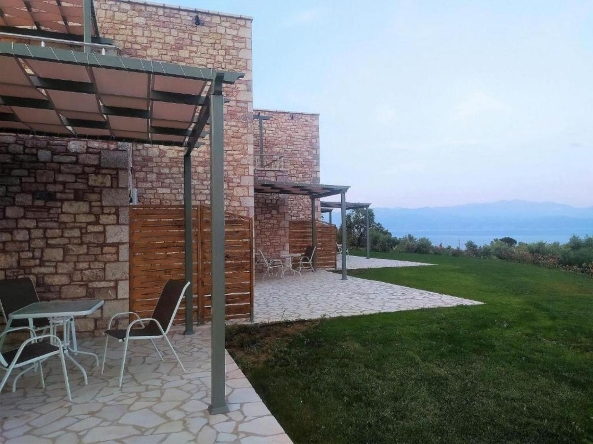 Stone Bay Houses In Messinia Kalamaki Beach Area チラニ エクステリア 写真